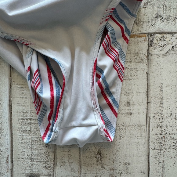 Lake of Stars Roxy Big Girls One Piece Swimsuit Stripes - Picture 7 of 8